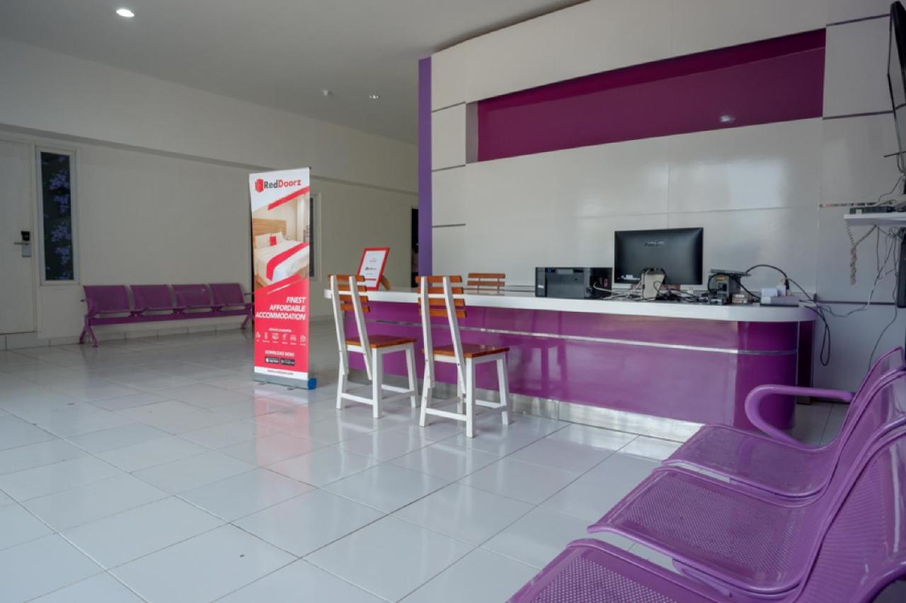 Hotel RedDoorz near Alun Alun Kaliwungu Kendal Brangsong Exterior foto